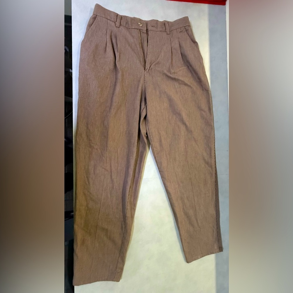 Vintage Northern Treasures retro pleated brown dress trousers - business casual